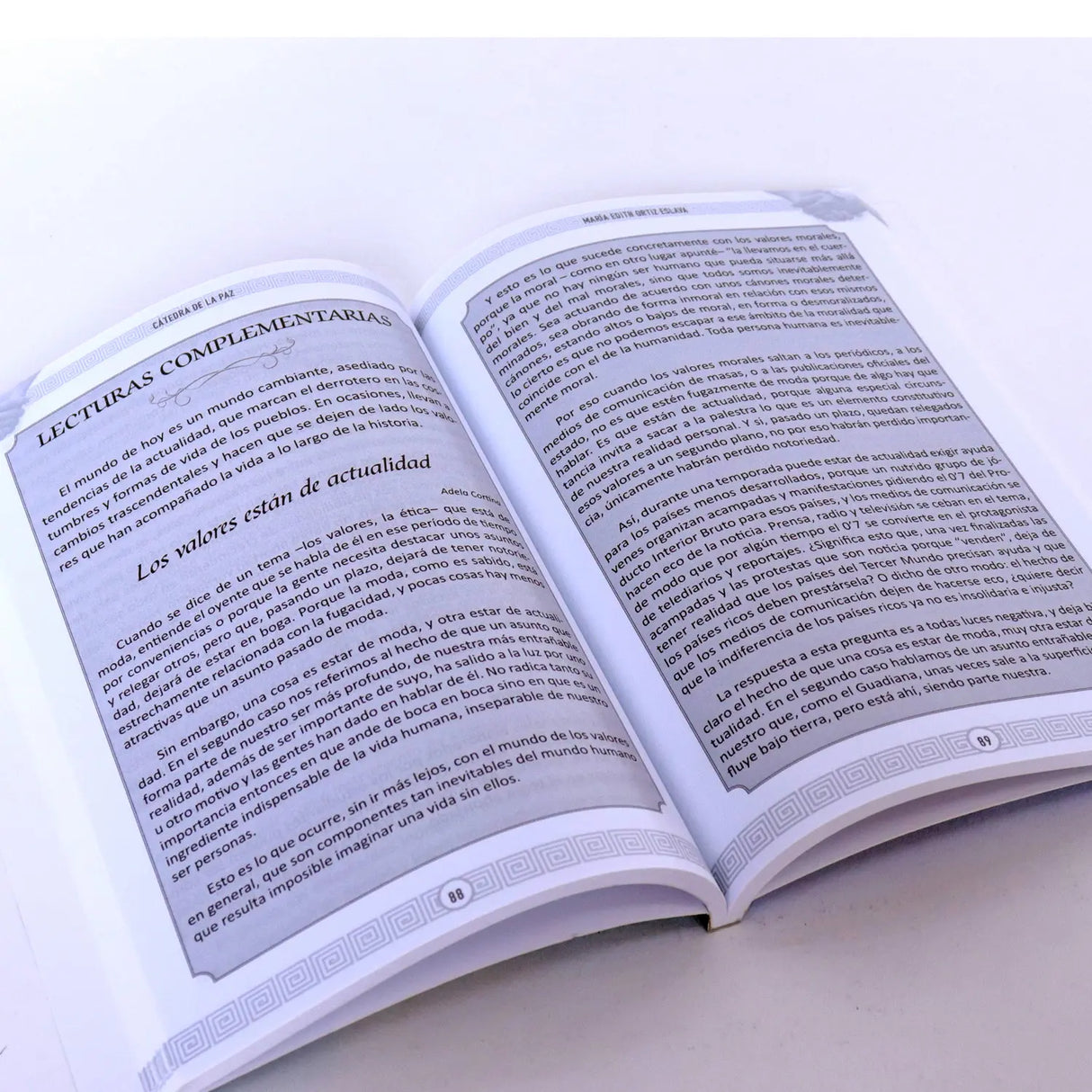 Cátedra de la Paz - Pedagogía y talleres para docentes